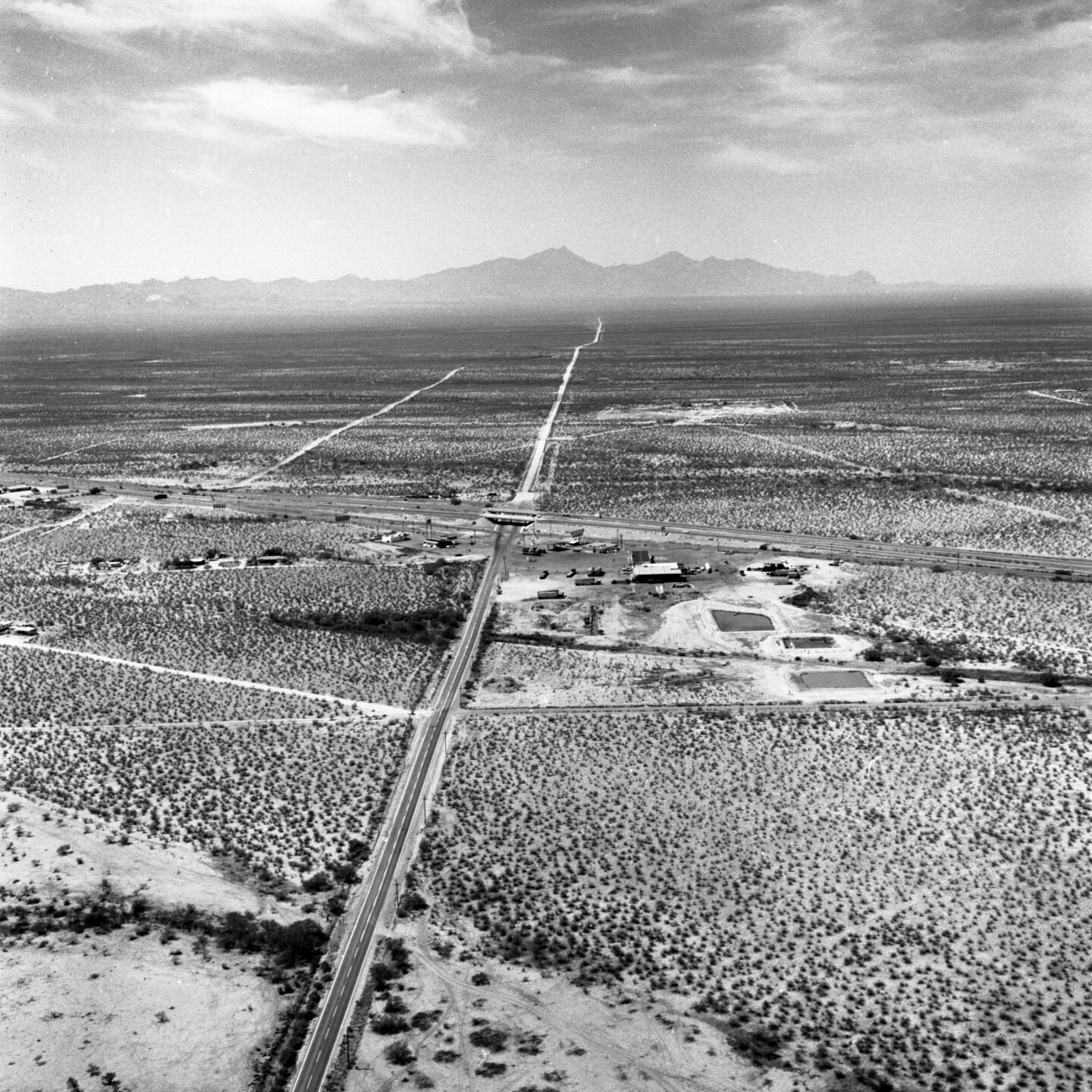Tucson aerial photos, 1975
